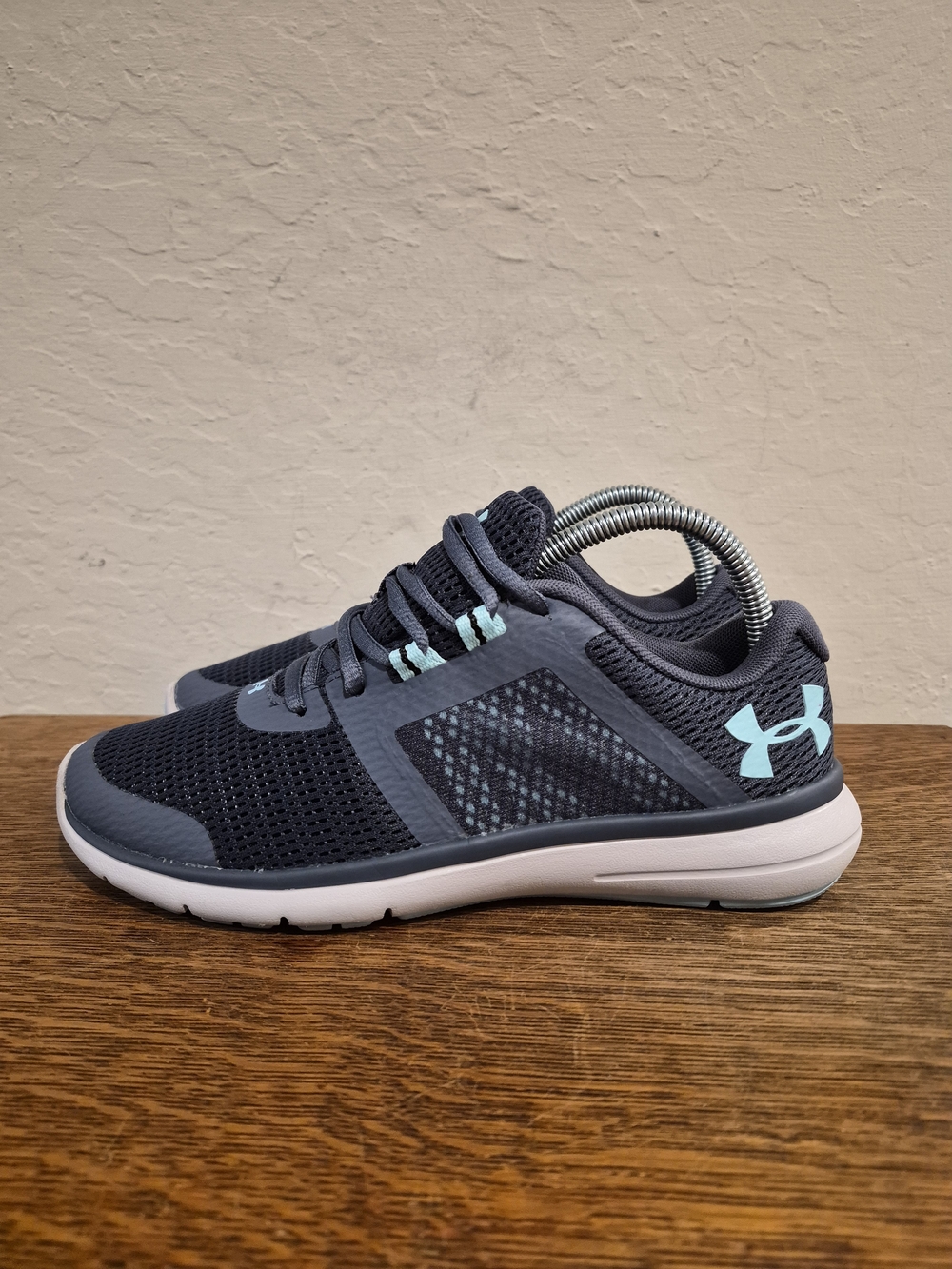 Under Armour Fuse FST Athletic Running Shoes 
Women's Size US 7
